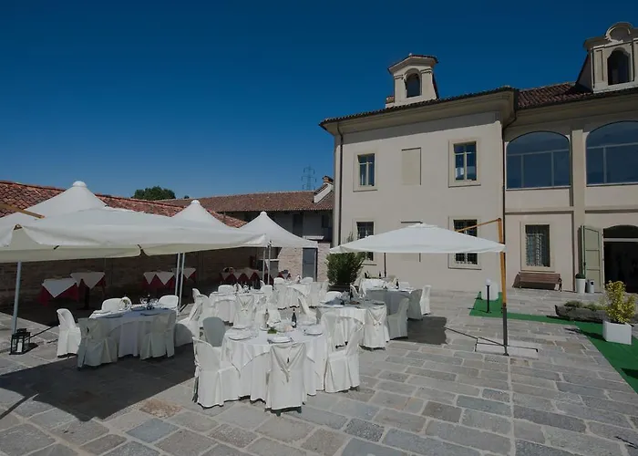 Cascina Marchesa 3* Turin