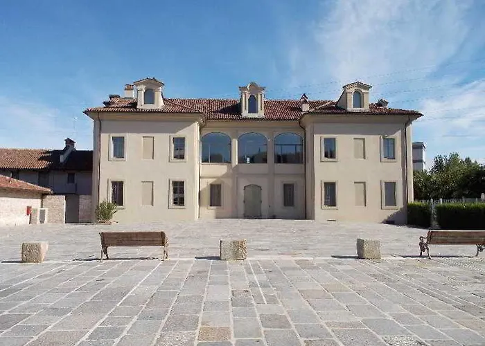 Cascina Marchesa Hotel